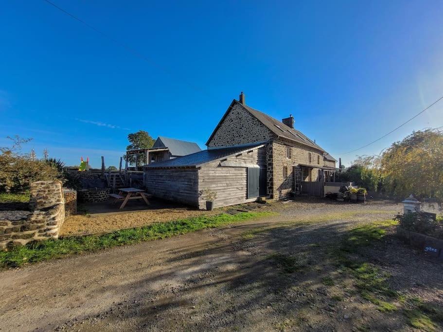 Gites Le Bisson Heusse Exterior photo